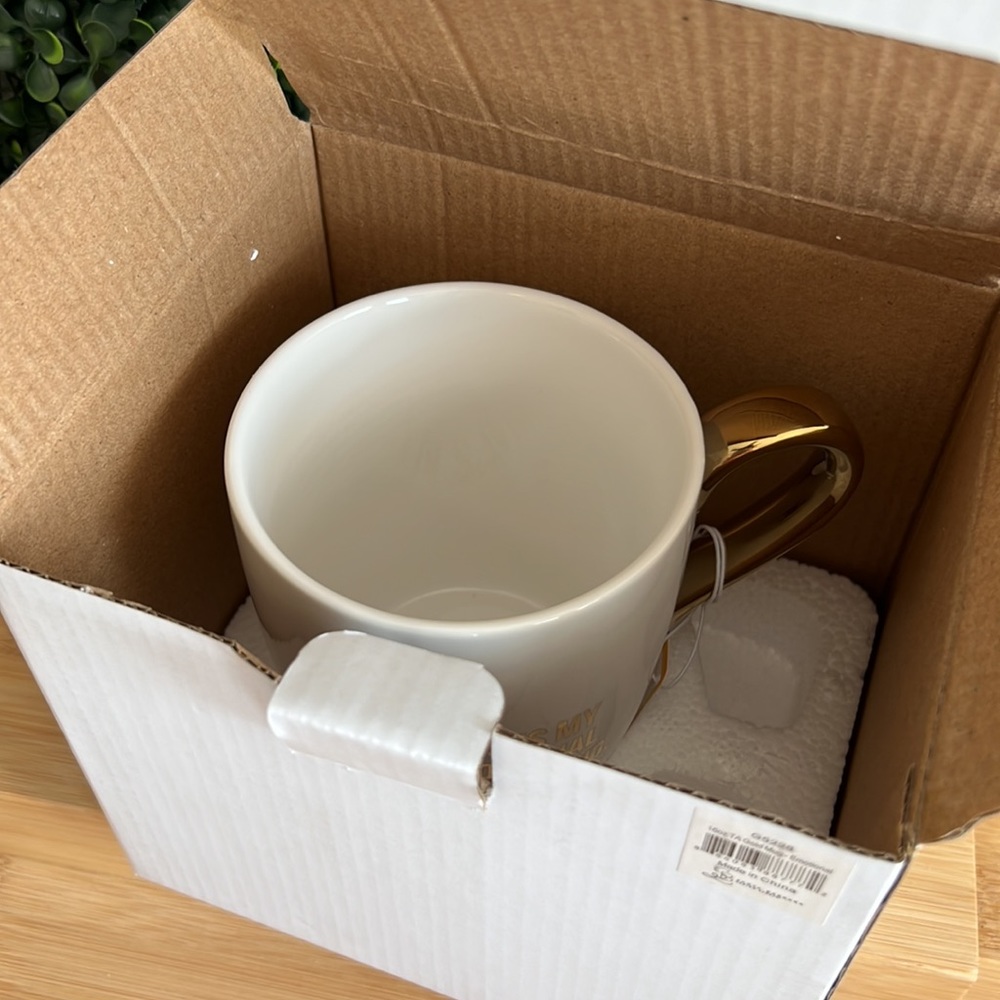 Emotional Support MUG - Picture 7 of 10